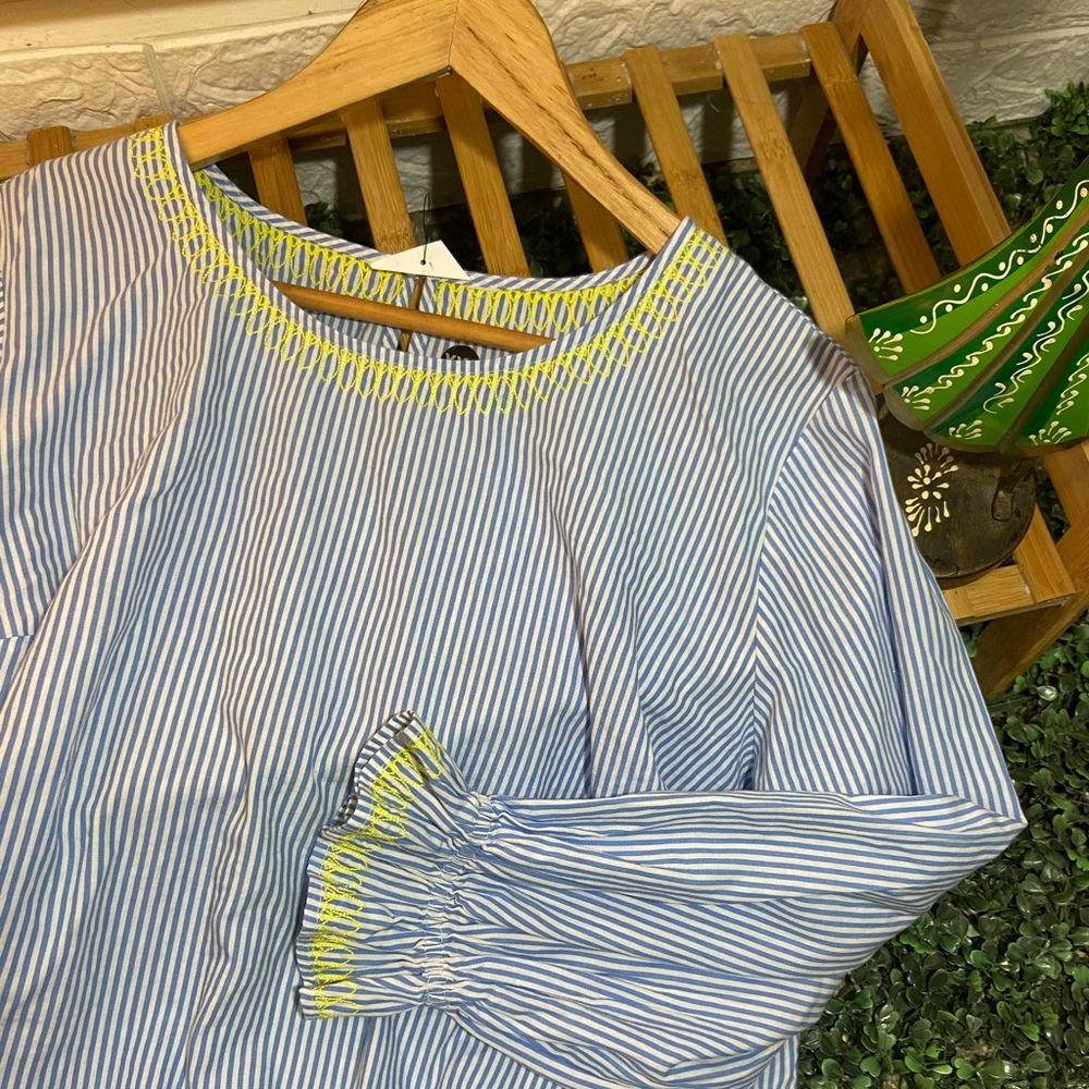 🛍️Striped Tops. Size- Tag it’s XXS BUT THIS IS BIGGER IN SIZE -⬇️Measurement - Picture 8 of 12